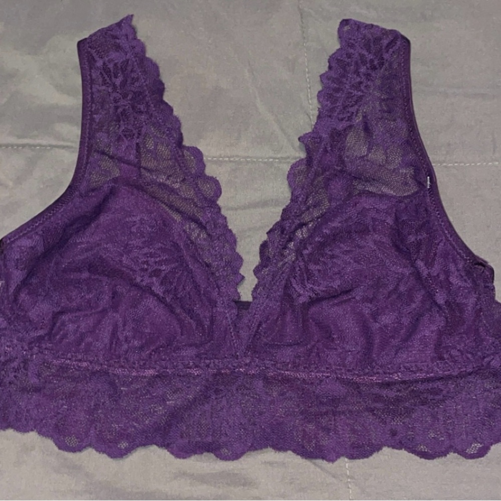 PINK Victoria's Secret Deep Purple Lace Bralette